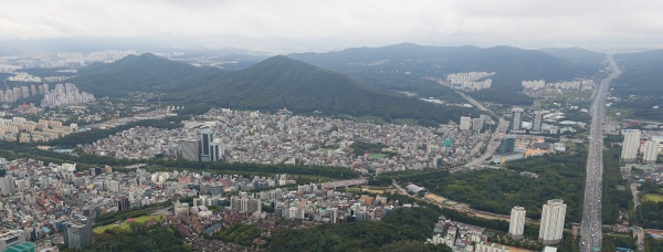 수도권 주택공급 확대방안, 그린벨트 해제는 일단 유보(사진-연합뉴스)