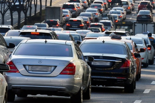 국내 자동차업계가 미국 관세정책 결정에 대해 촉각을 세우고 있다.