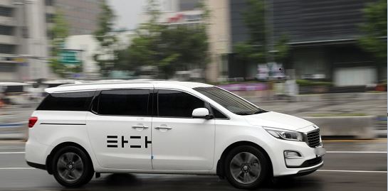 서울개인택시운송사업조합은 입장문을 내고 "정부의 택시 혁r 신안을 큰 틀에서 동의하고 규제 완화를 환영한다"고 지난 17일 밝혔다. (사진-연합뉴스)