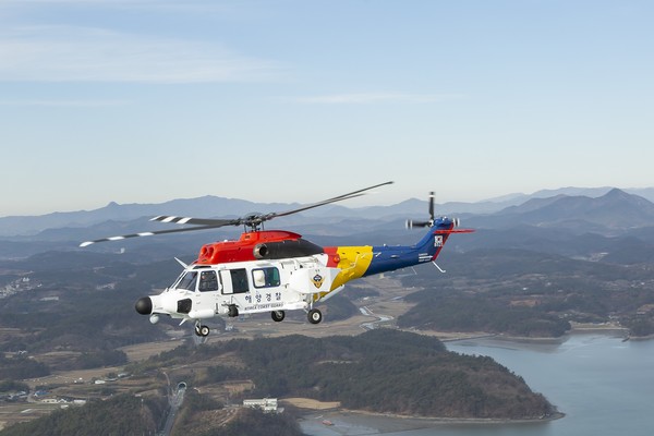 해양경찰헬기 흰수리(KUH-1CG)(사진-한국항공우주산업)